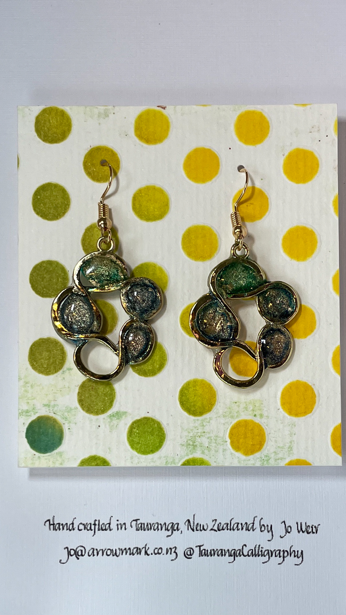Tauranga Jewellery: Hand crafted earrings made in Tauranga from resin and alcohol, set in gold-metal bezesl.