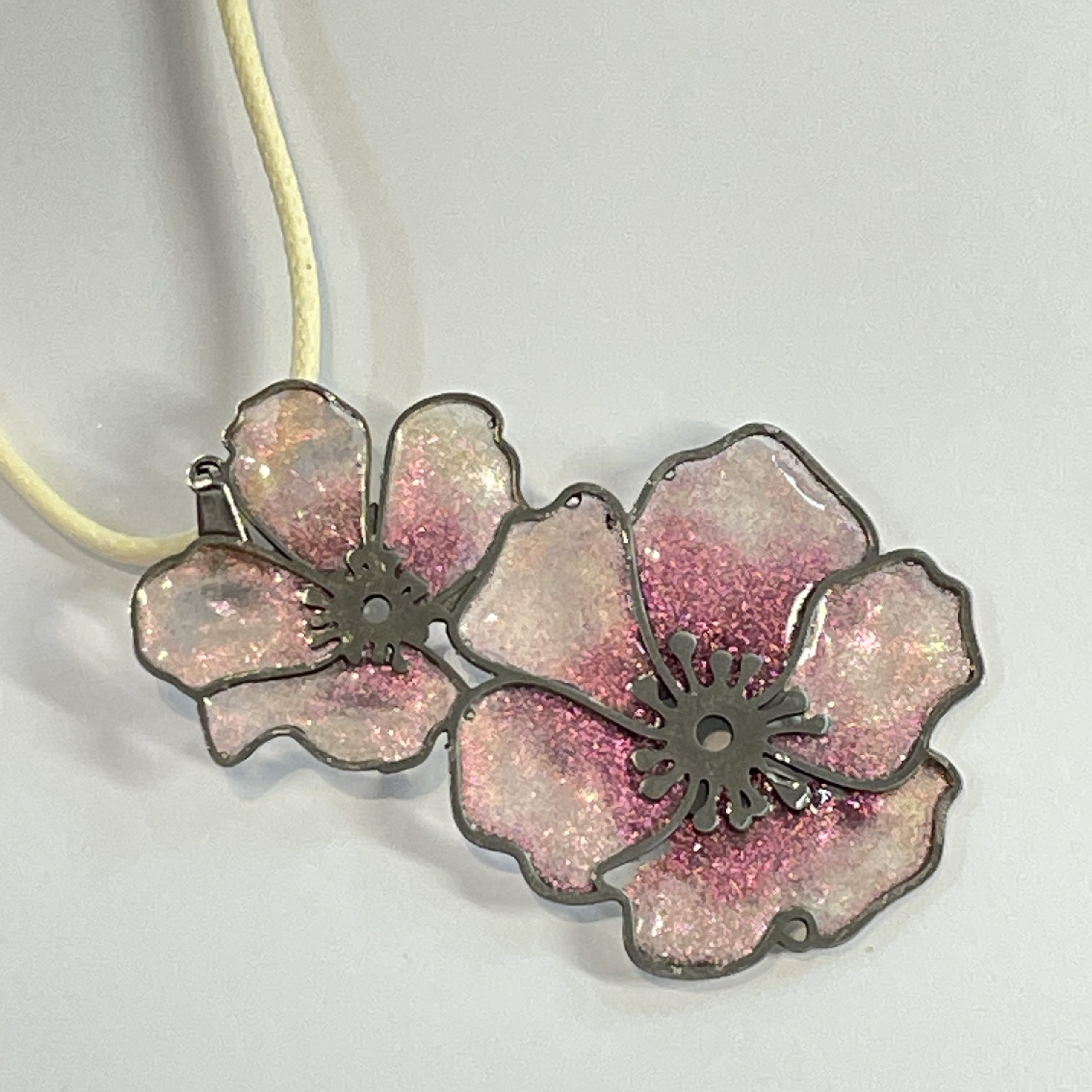 Hand made NZ pendant delicate flower charm