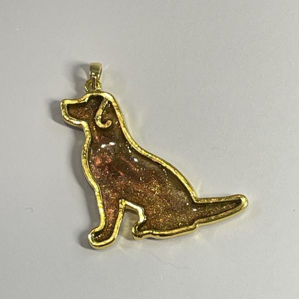Hand made pendant featuring a gold-coloured labrador dog filled with brown and gold coloured inks