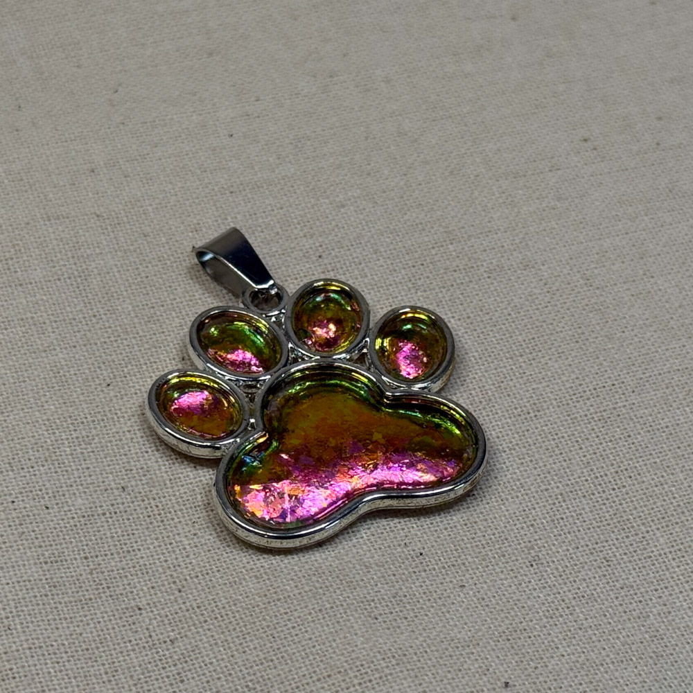 paw charm-0574